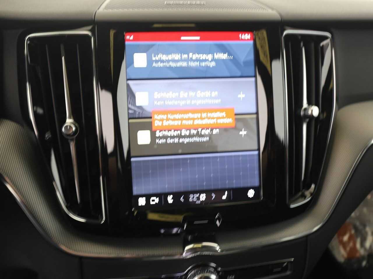Volvo  Recharge T8 Plus Black Edition PANO|HEAD UP