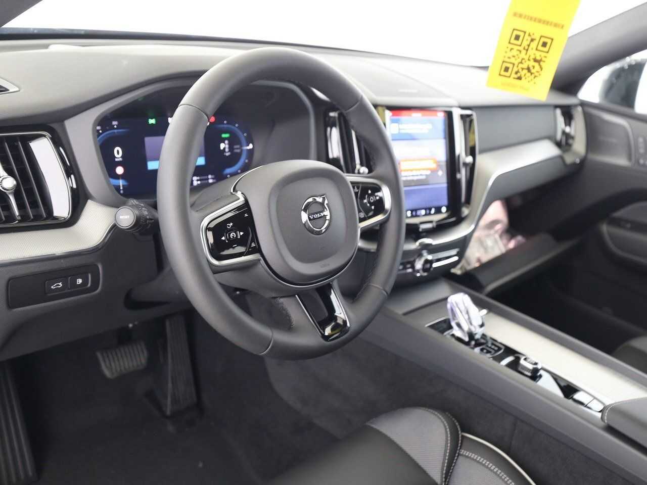 Volvo  Recharge T8 Plus Black Edition PANO|HEAD UP