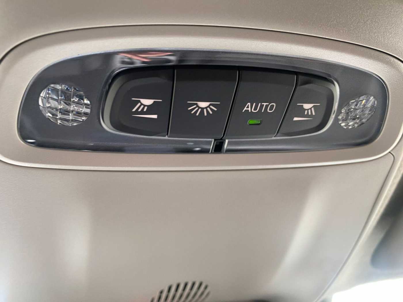 Volvo  T5 Plus Dark Plug-In Navi/Keyless-Start/Autom.