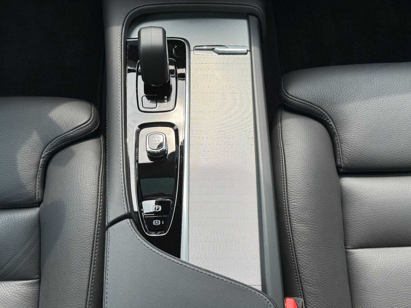 Volvo  Recharge T8 Plus Bright