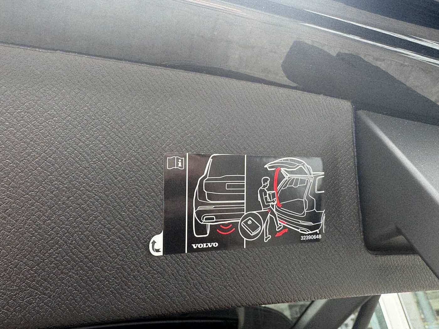 Volvo  Recharge T8 Plus Bright