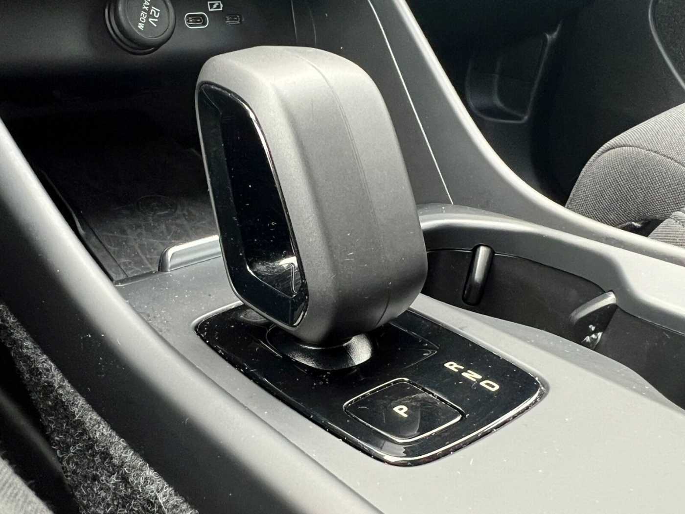 Volvo  Single Extended Range Plus Black Edition