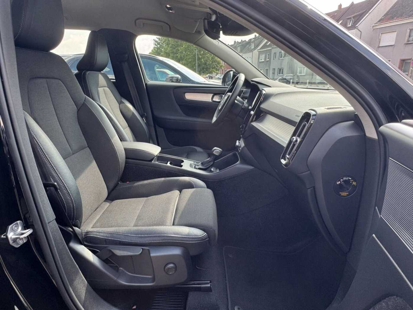 Volvo  T3 Momentum Pro