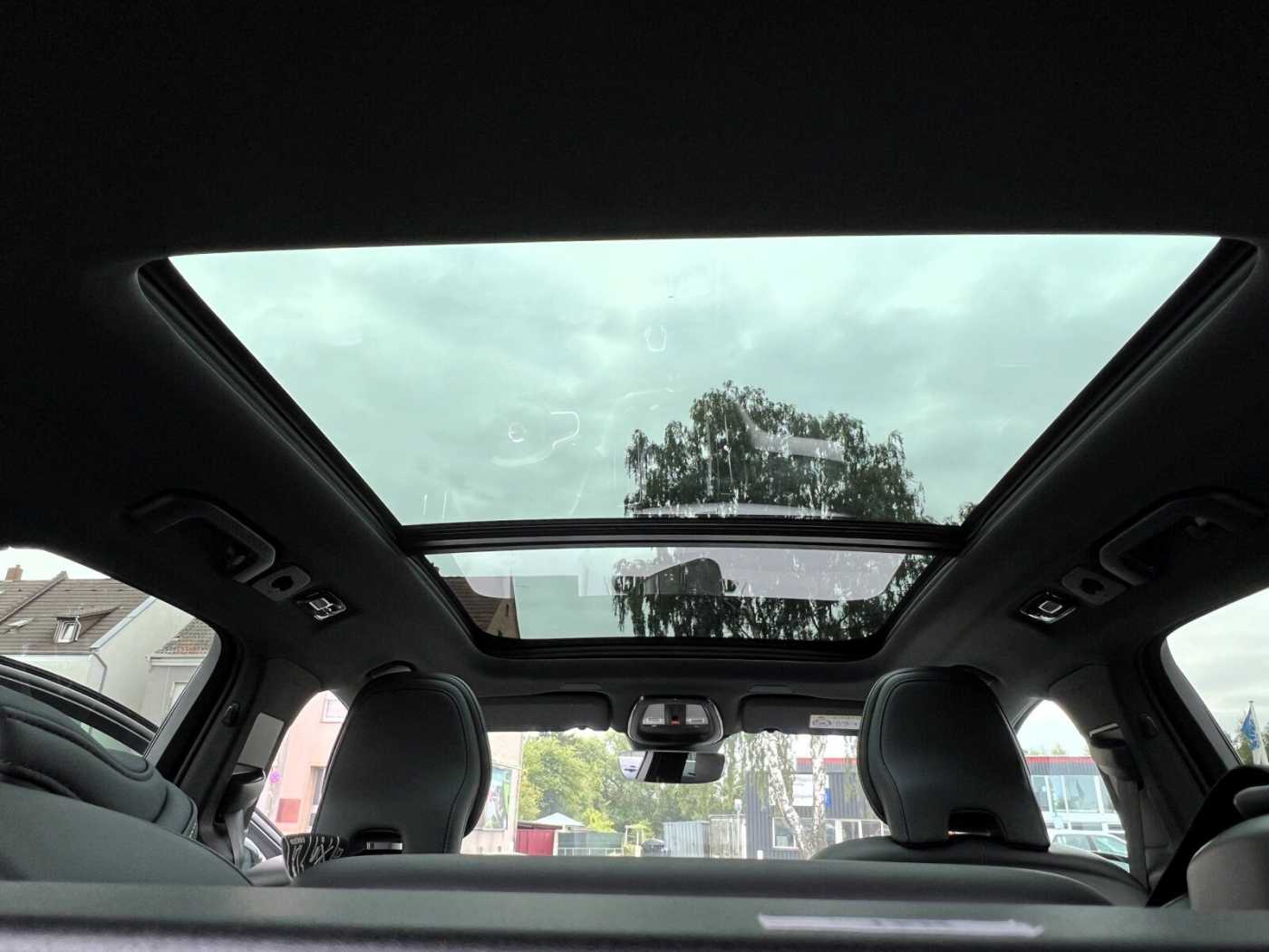Volvo  T6 Plus Black Edition LUFT|HEADUP|HK|PILOT|