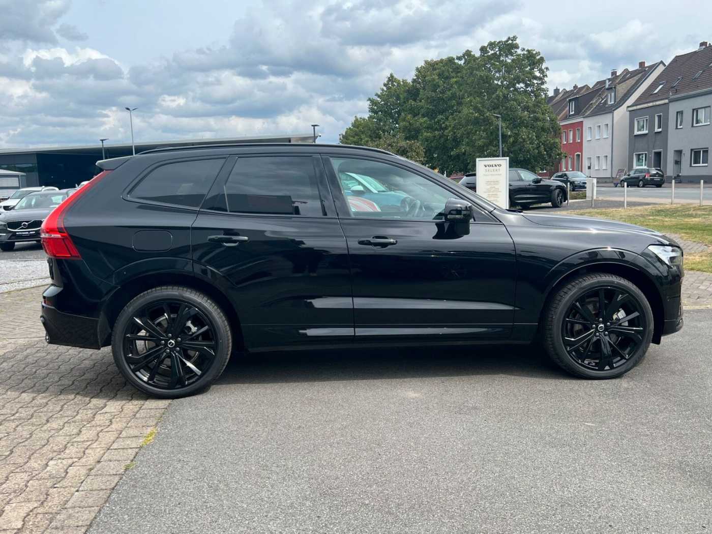 Volvo  T6 AWD Plus Black Edition |HEAD UP|PANO|360CAM|