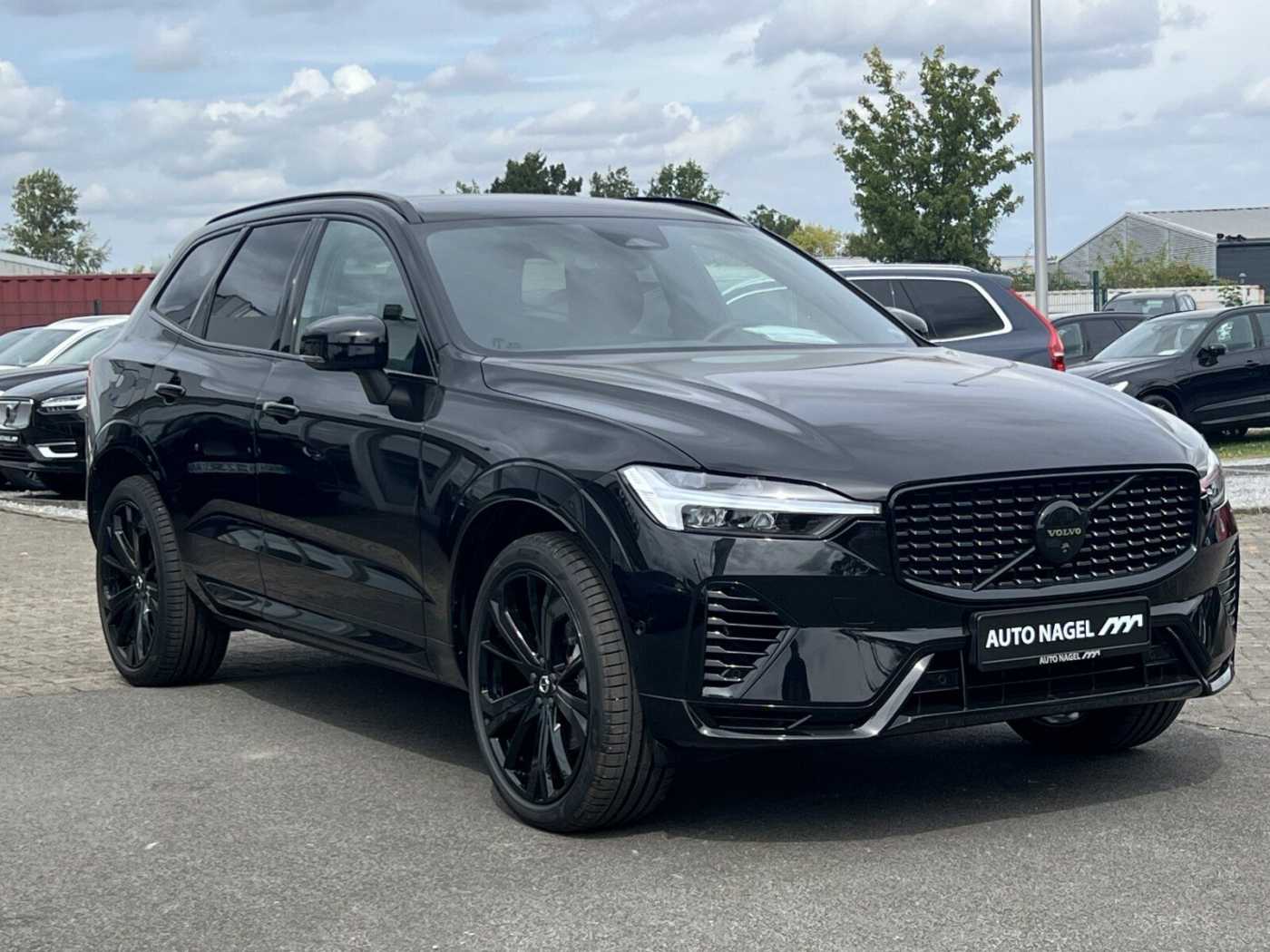 Volvo  T6 AWD Plus Black Edition |HEAD UP|PANO|360CAM|