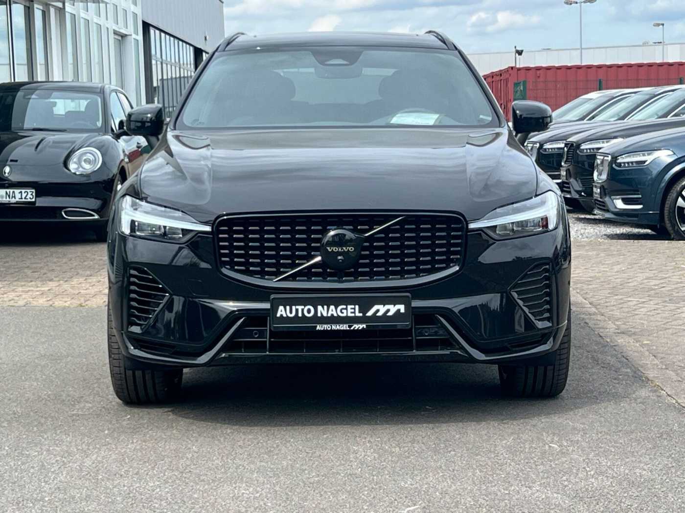 Volvo  T6 AWD Plus Black Edition |HEAD UP|PANO|360CAM|