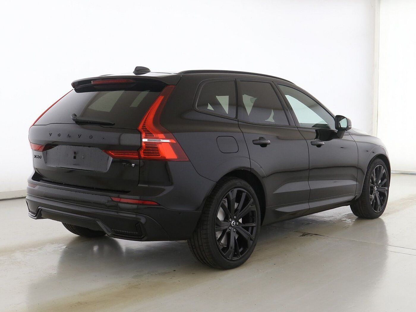 Volvo  T6 AWD Plus Black Edition B&W|LUFT|AHK|