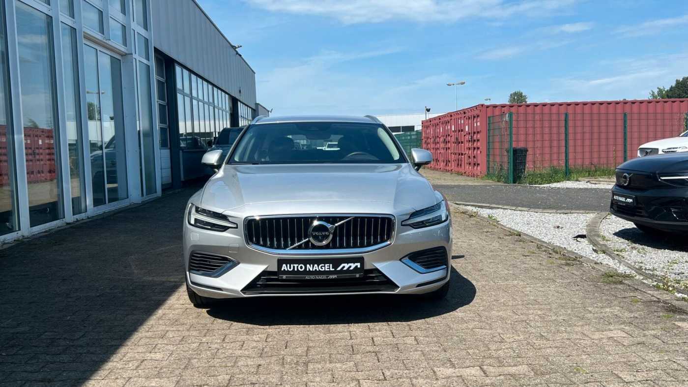 Volvo  Recharge T6 Core