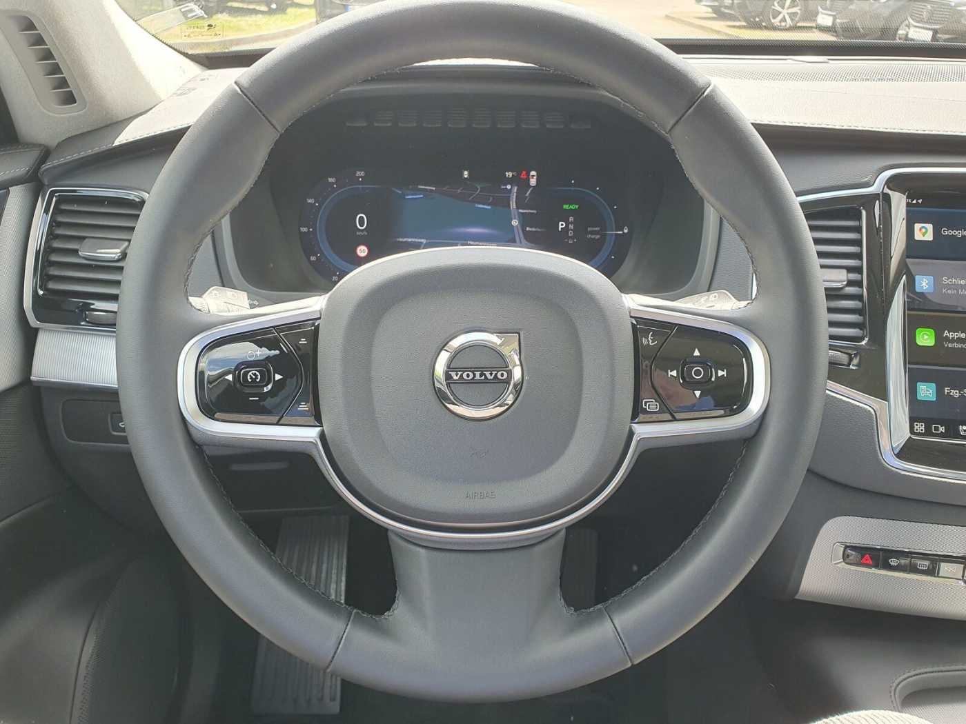 Volvo  Recharge T8 Ultra Bright | PANO | AUTOM.