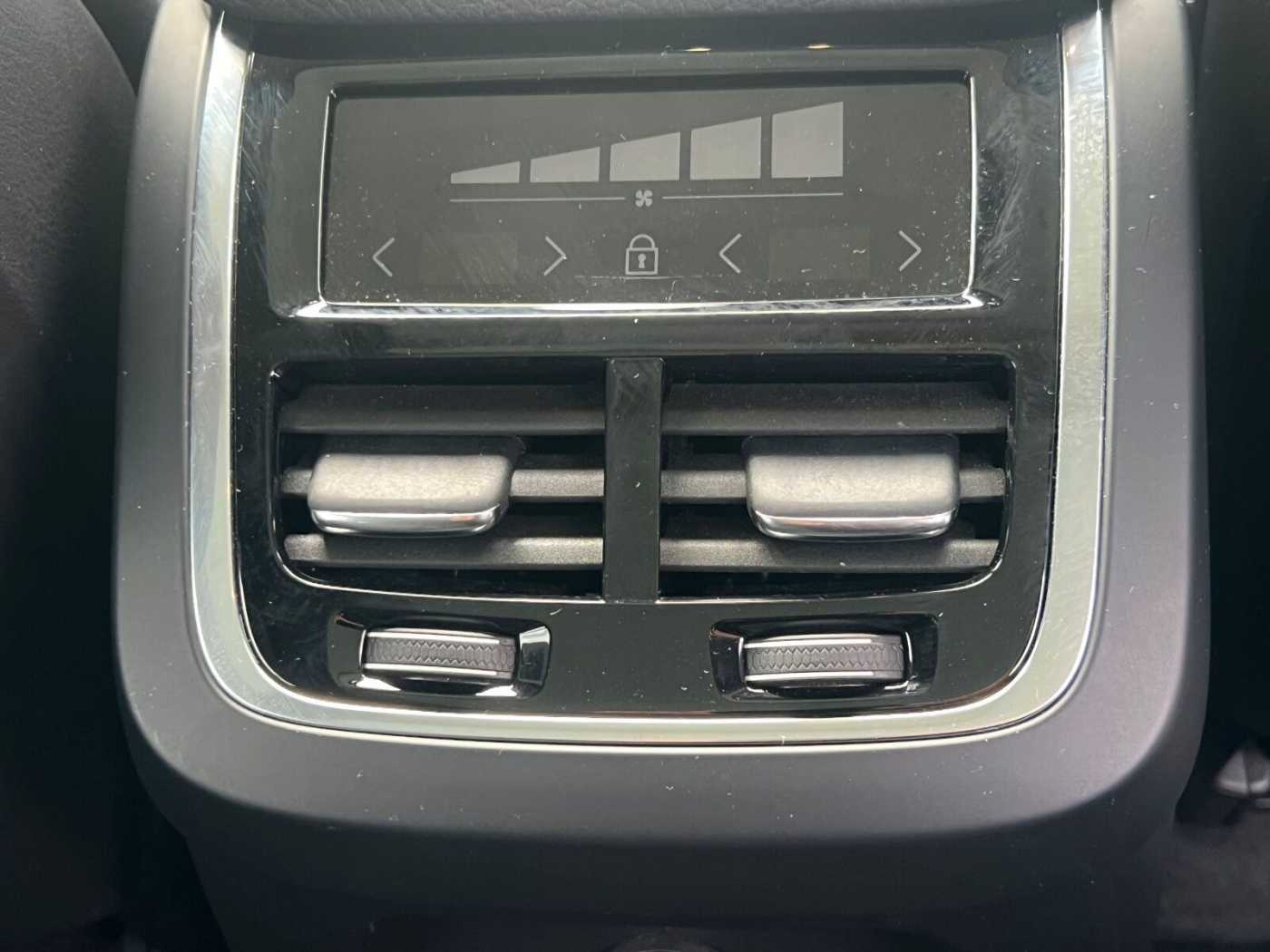 Volvo  T8 AWD Inscription Expr. AHK|PANO|FLED|el. S