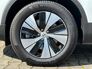 Volvo  T4 Twin Engine Inscription Expression Navi