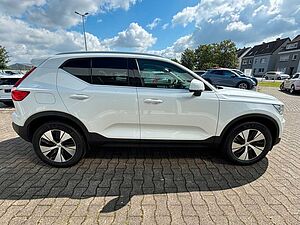 Volvo  T4 Twin Engine Inscription Expression Navi