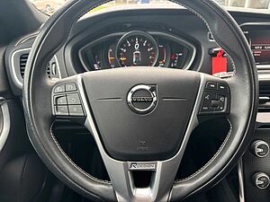 Volvo  T2 Autom. R-Design Navi/ Keyless-Start/Klima