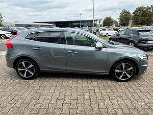 Volvo  T2 Autom. R-Design Navi/ Keyless-Start/Klima