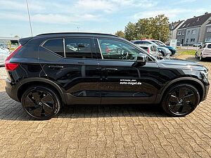 Volvo  Single Range Extended Plus Black Edition