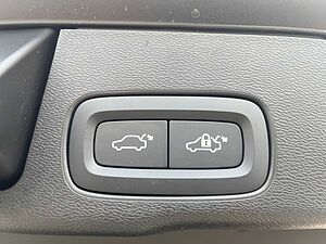 Volvo  Recharge T6 Inscription Expr. PANO NAVI LED