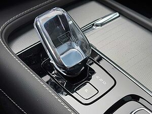 Volvo  Recharge T8 Plus Bright PANO|