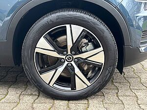 Volvo  T4 TwinEn 2WD R-Design Plug-In Navi/SHD/LED