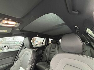 Volvo  Recharge T6 Plus Dark PANO|