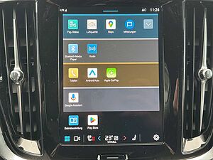 Volvo  Recharge T6 Plus Dark PANO|