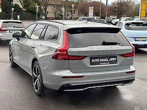 Volvo  Recharge T6 Plus Dark PANO|