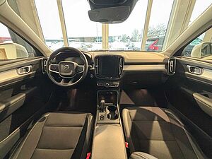 Volvo  T4 2WD Momentum Pro Navi/KeylessStart/Klima