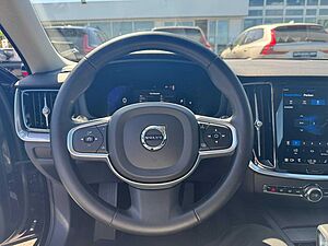 Volvo  B4 Autom. Core Keyless-Start/Klima/LED/eSitz