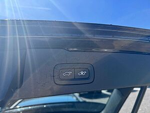 Volvo  B4 Autom. Core Keyless-Start/Klima/LED/eSitz