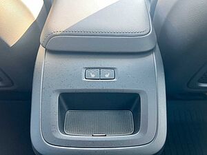 Volvo  Recharge T6 Plus Dark H&K SOUND|LENKRADHEIZ