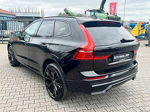 Volvo  B5 Autom. AWD Plus Black Edition |360|PANO|