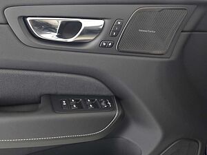 Volvo  Recharge T8 Plus Black Edition PANO|HEAD UP
