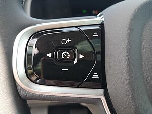 Volvo  Recharge T8 Ultra Bright PANO|STANDH|LED|