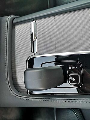 Volvo  Recharge T8 Ultra Bright PANO|STANDH|LED|