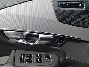Volvo  Recharge T8 Ultra Bright PANO|STANDH|LED|