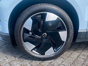 Volvo  Extended Range Ultra PANO|LED