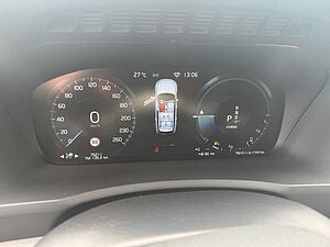 Volvo  T8 AWD R-Design Expression Plug-In Navi/SHD