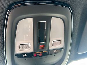 Volvo  B4 Ultra Dark PIXEL-LED|SRA|19'|Ass. -Paket