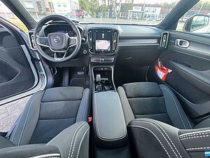 Volvo  B4 Ultra Dark PIXEL-LED|SRA|19'|Ass. -Paket