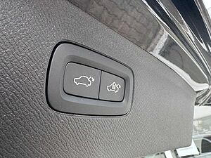 Volvo  Recharge T8 Plus Bright