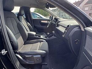 Volvo  T3 Momentum Pro