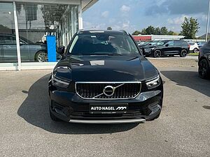Volvo  T3 Momentum Pro
