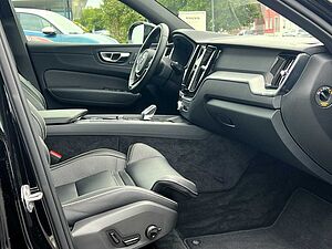 Volvo  T6 Plus Black Edition LUFT|HEADUP|HK|PILOT|