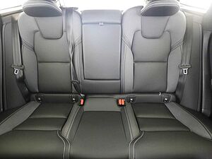 Volvo  T6 AWD Plus Black Edition B&W|LUFT|AHK|