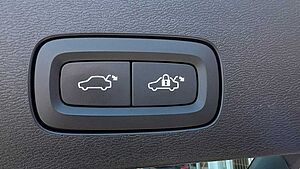 Volvo  Recharge T6 Core