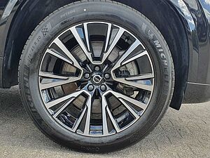 Volvo  Recharge T8 Ultra Bright | PANO | AUTOM.