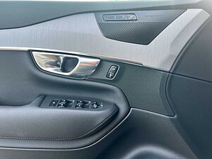Volvo  T8 AWD Inscription Expr. AHK|PANO|FLED|el. S