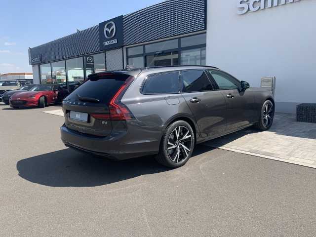 Volvo  Plus Dark