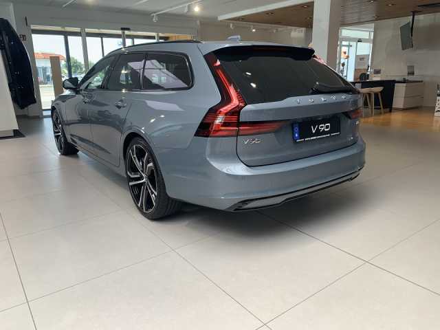 Volvo  Ultimate Dark