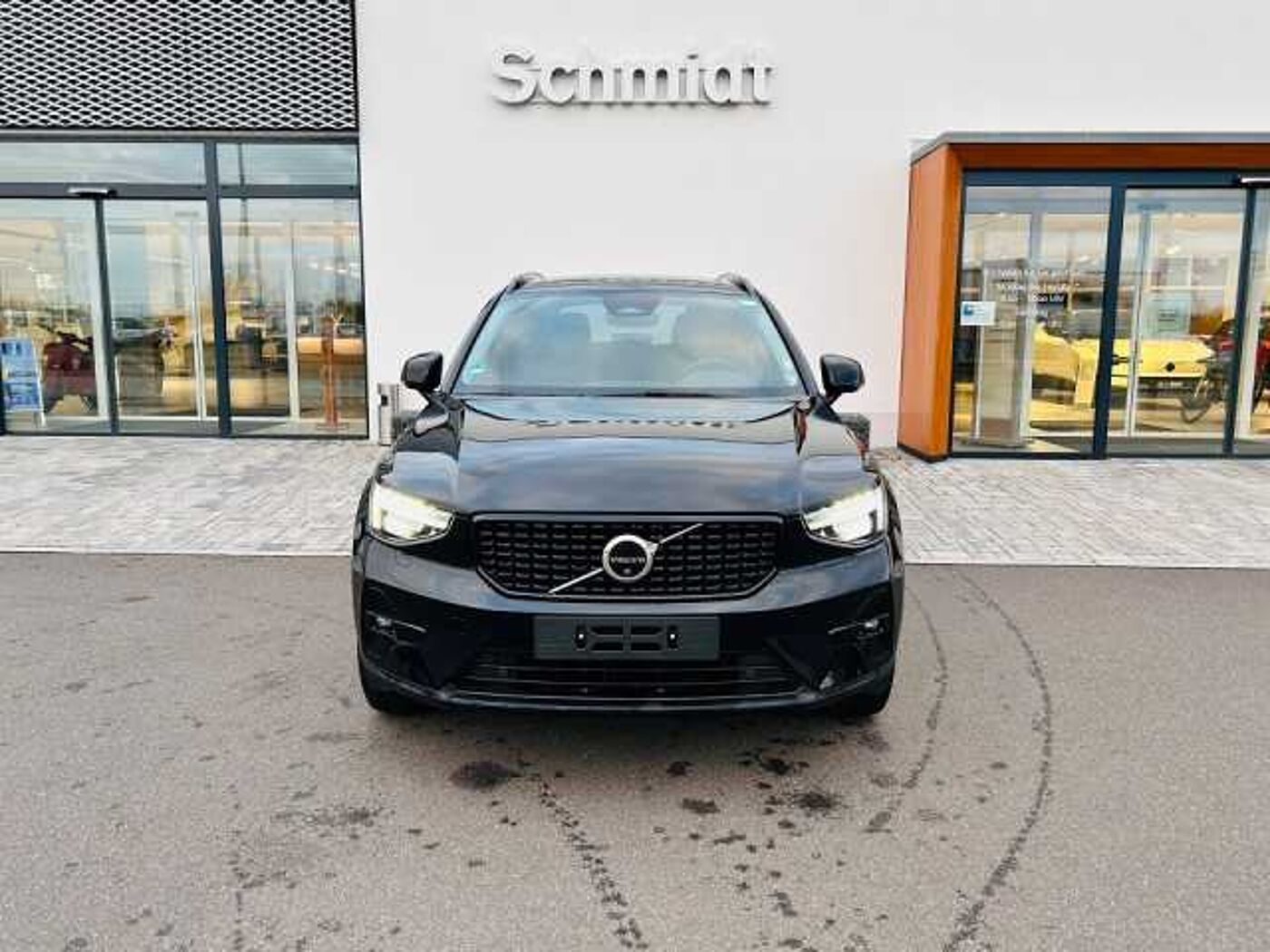 Volvo  XC40 B4 Ultra / Standheizung / Pixel-LED / Panodac